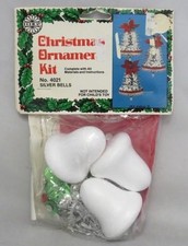 Walco Ornament Kit 3 SILVER BELLS Christmas Beaded Sequin Pins 4021 Vintage