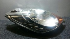 Nissan Note BJ 2008 Scheinwerfer vorn rechts Lampe 89902135 Valeo