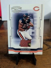 2005 Donruss Throwback Threads - Thomas Jones #28 Footballs /275 (MEM)