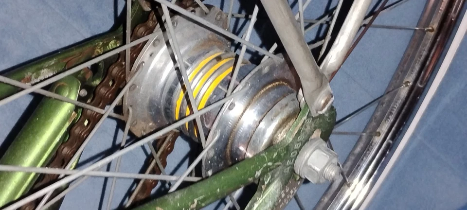 1969 Schwinn Cruiser Bicicleta Deluxe Breeze  - Imagem 4 de 4