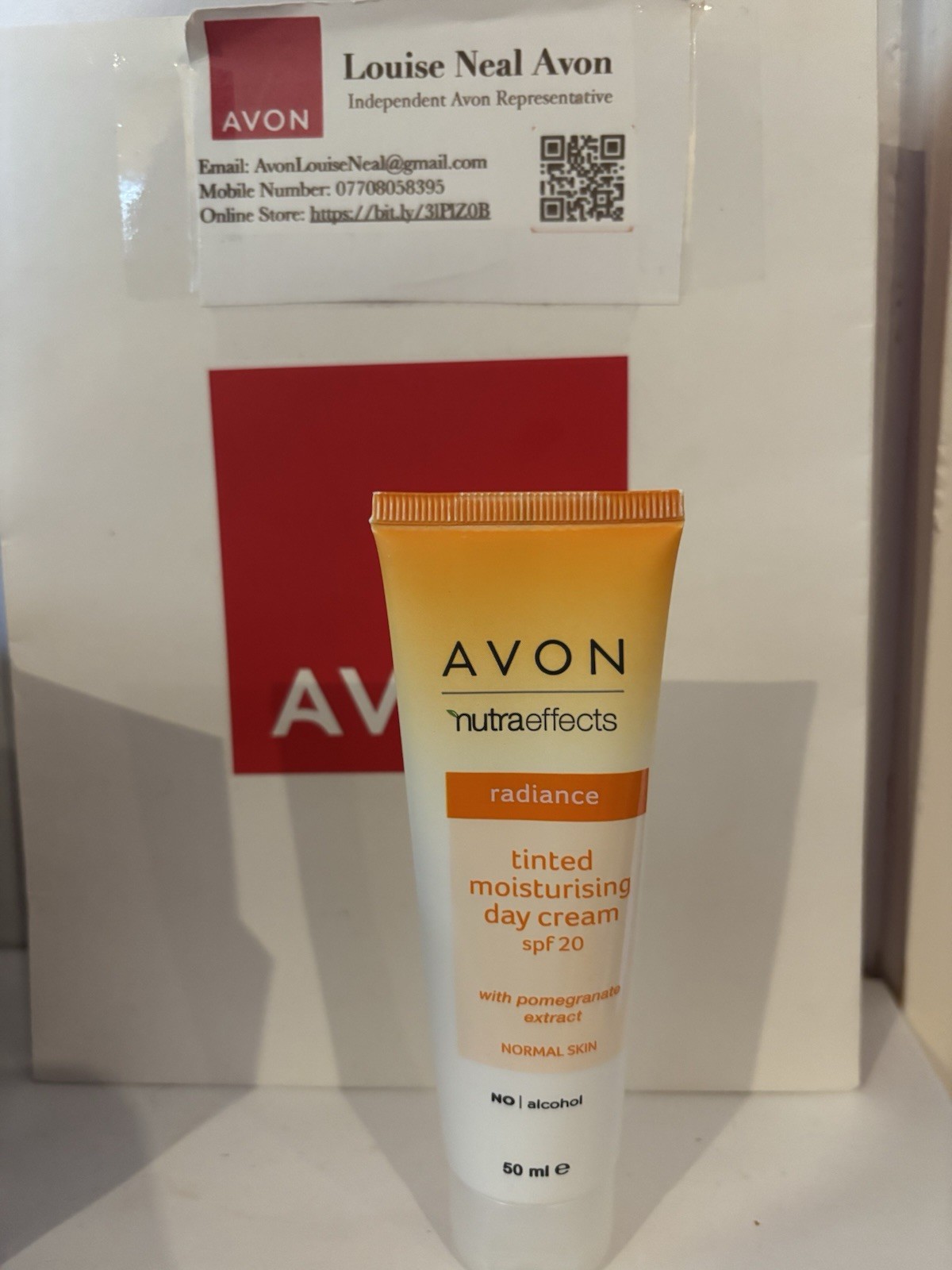Avon Nutra Effects Radiance Tinted Moisturiser with SPF20 For A Healthy Glow