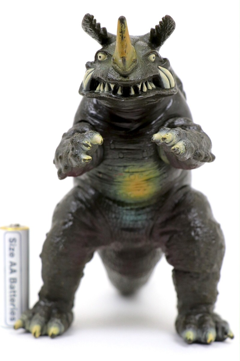 Ultra Monster Ultraman Kaiju NERONGA （Green） Sofvi Tsuburaya