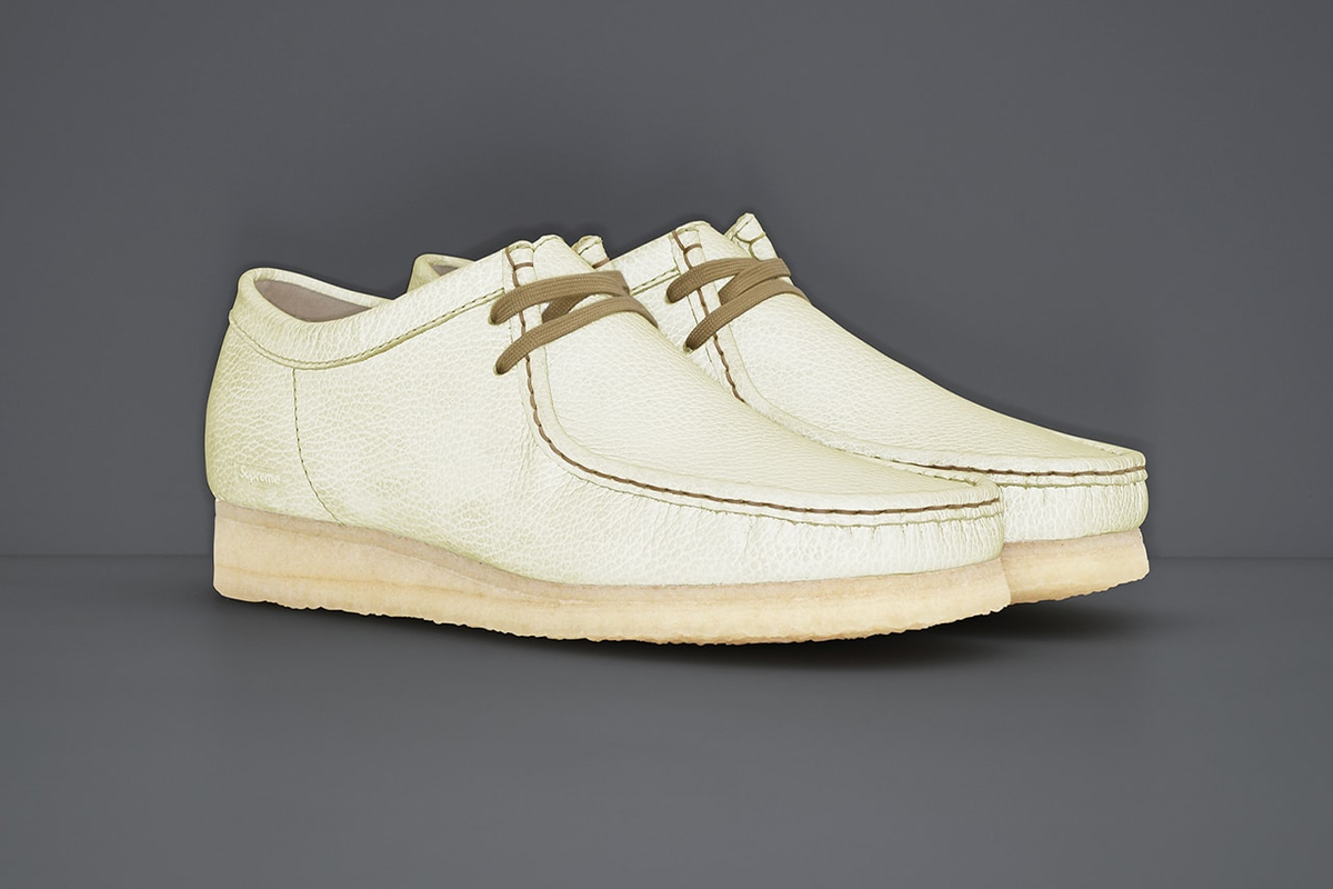 靴 Supreme Clarks Reflective Wallabee Clarks Originals Wallabee Supreme Natural Reflective Men's