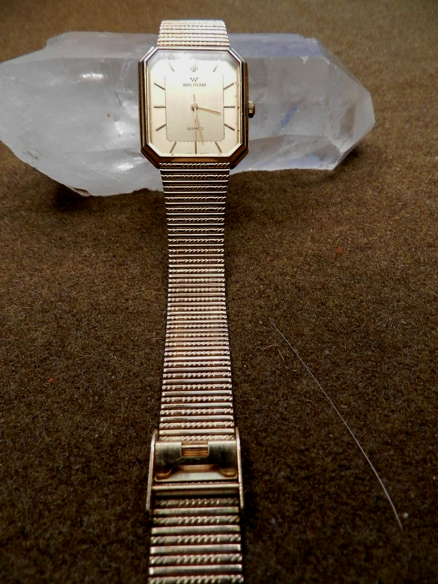 VINTAGE.waltham,QUARTZ WATCH,GOLD DIAL,.RECTANGLE DIAL,NICE | eBay