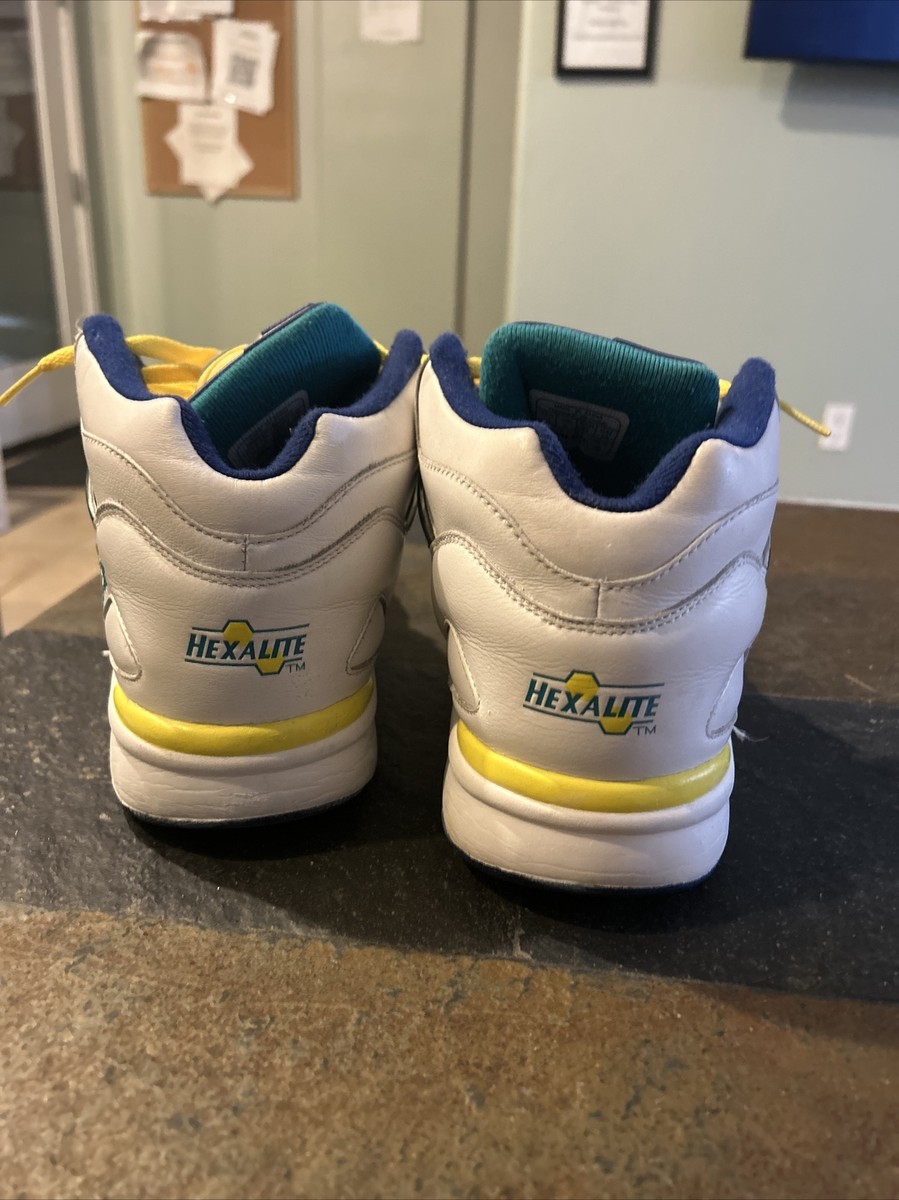 Brand New - Reebok Pumps - Golden State Warriors colors Reebok Pump Omni Lite  main image 2