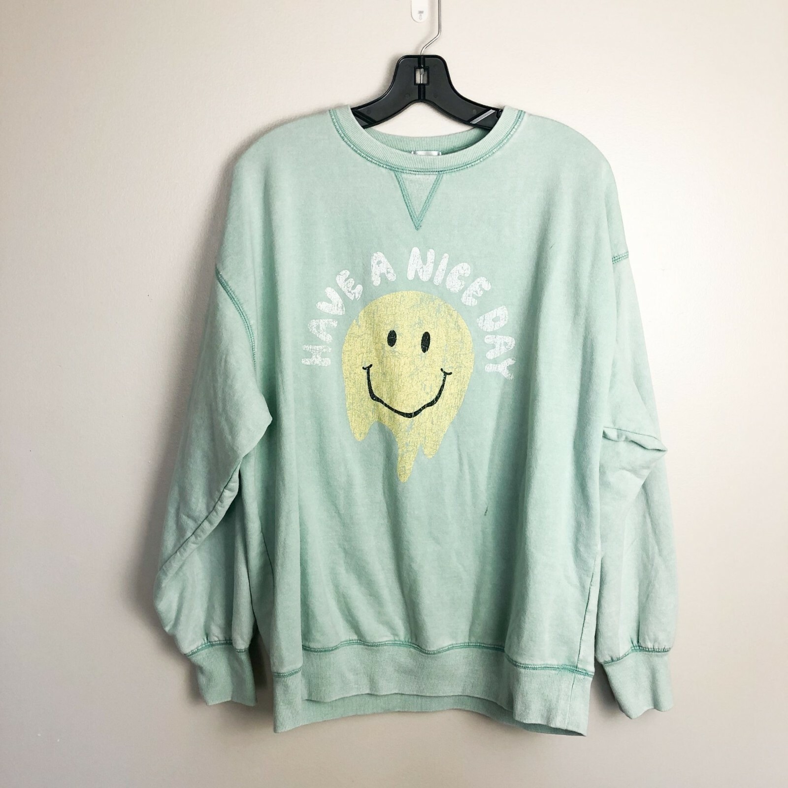 Smiley Crewneck Sweater Medium 