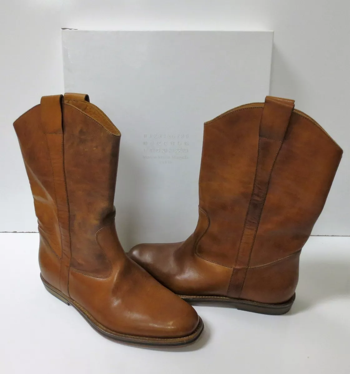 Maison margiela shop distressed boots