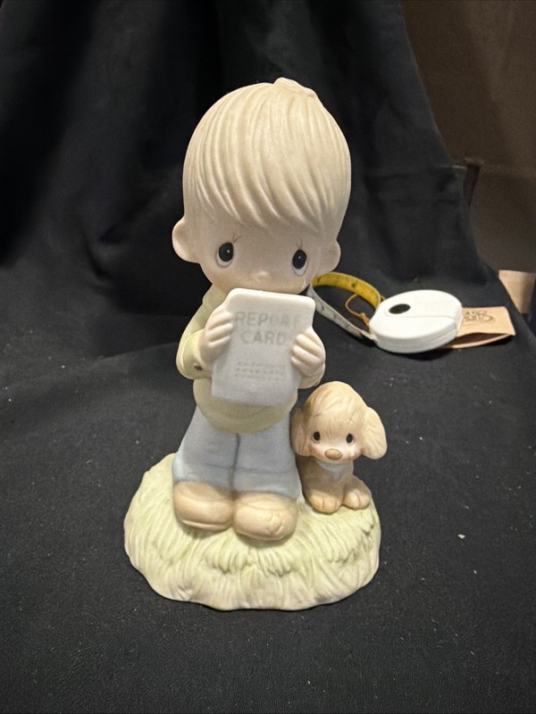1978 Jonathan & David GOD UNDERSTANDS Precious Moments Figurine Pre-Owned