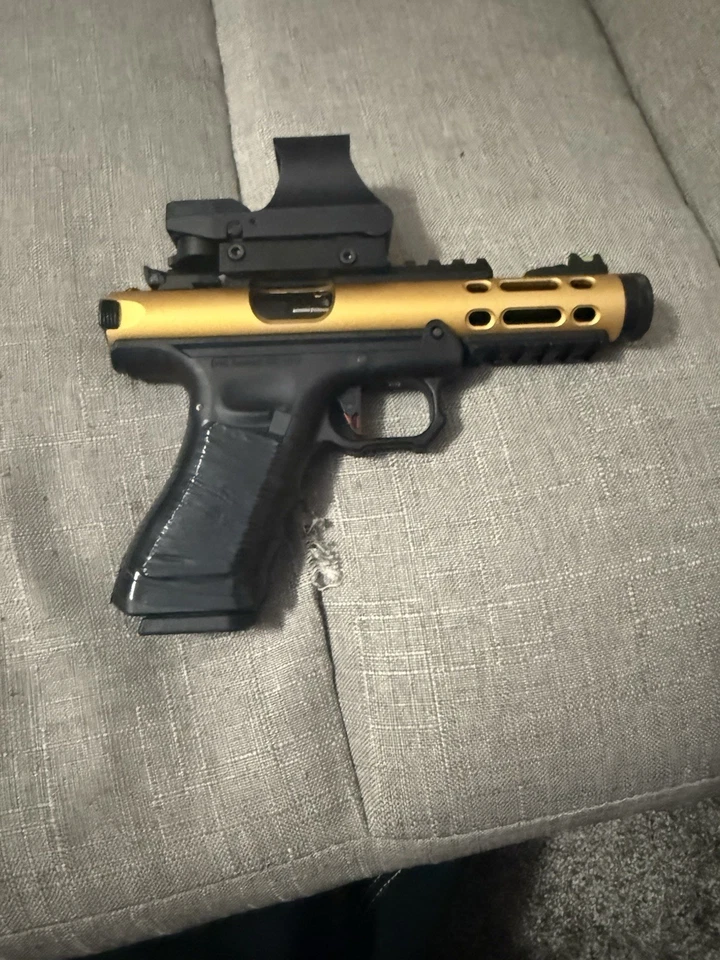 Pistola de Airsoft WeTech Galaxy *Para piezas* Foto 2 de 3