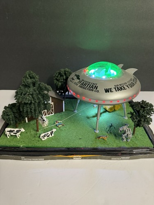 #ad MENARDS 279 4439 UFO ACTION SCENE WITH BUILDING O SCALE. $220.00
