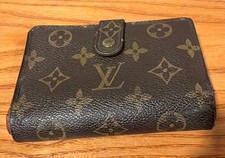 Louis Vuitton Monogram kisslock wallet 