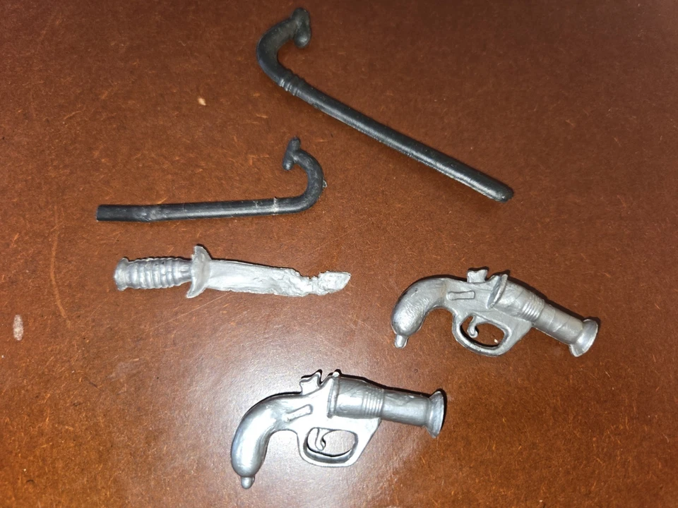 Cuchillo de colección Hasbro GI Joe Armas Plata Flare Guns Cuervo Barras Foto 2 de 3