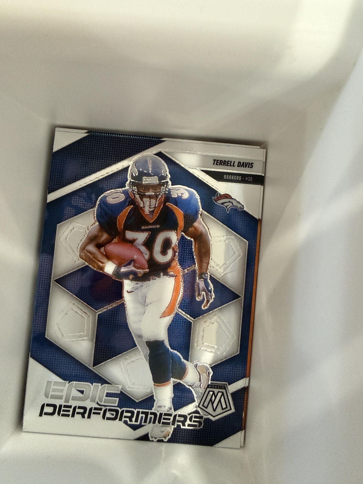 2025 Panini Mosaic #17 Terrell Davis Epic Performers