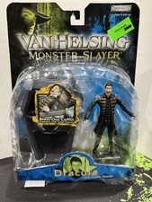 Product Image: 2004 JAKKS Pacific Van Helsing Monster Slayer: Dracula with Coffin Playset