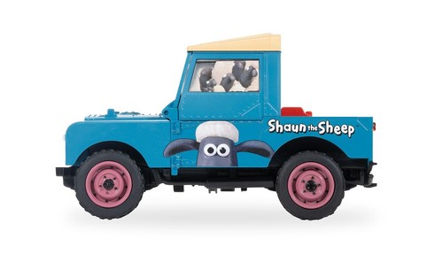 Scalextric C4543 Land Rover Serie 1 - Shaun the Sheep 1:32 Slot Car - Imagen 13 de 15