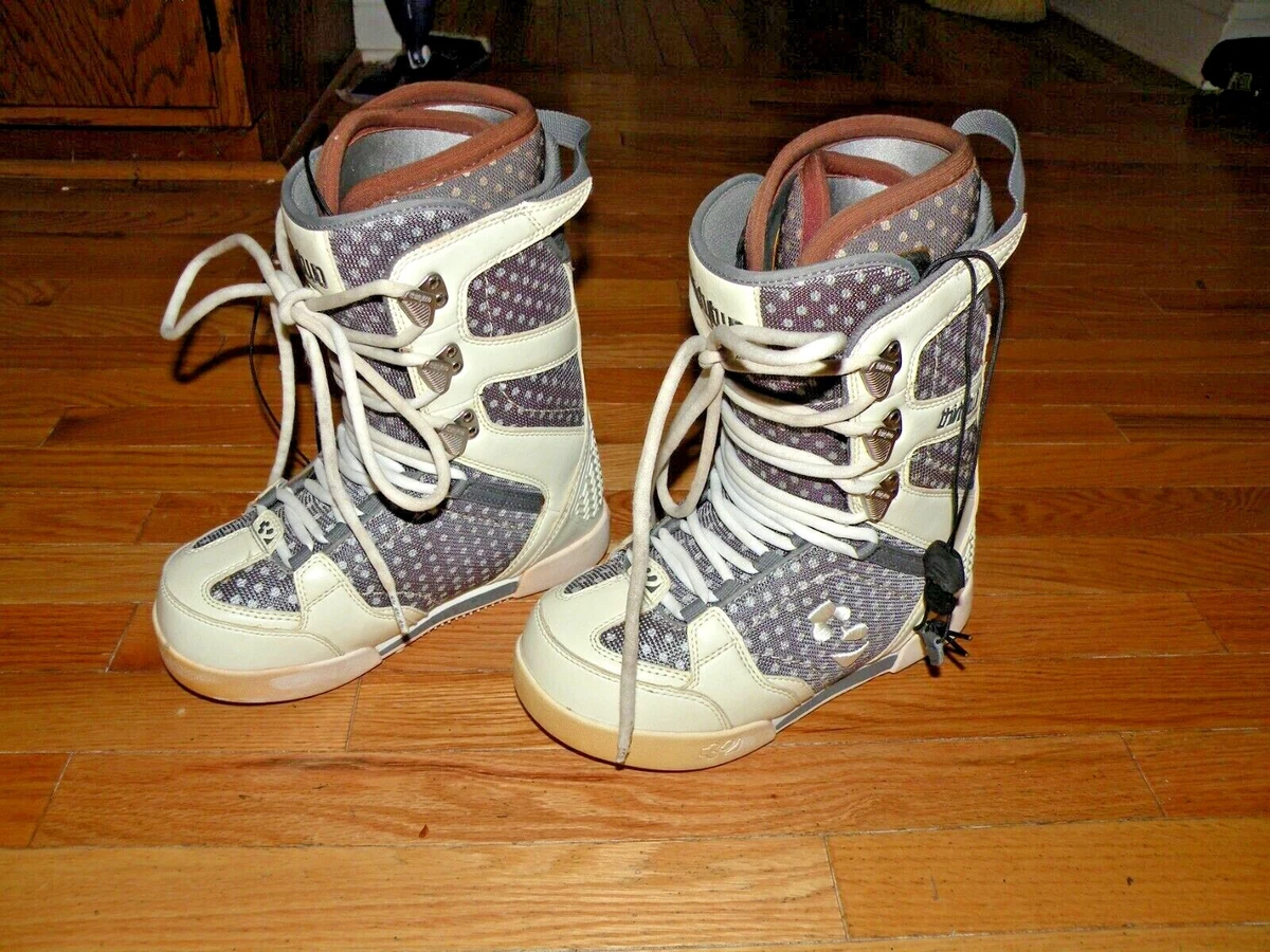 Thirtytwo prion top