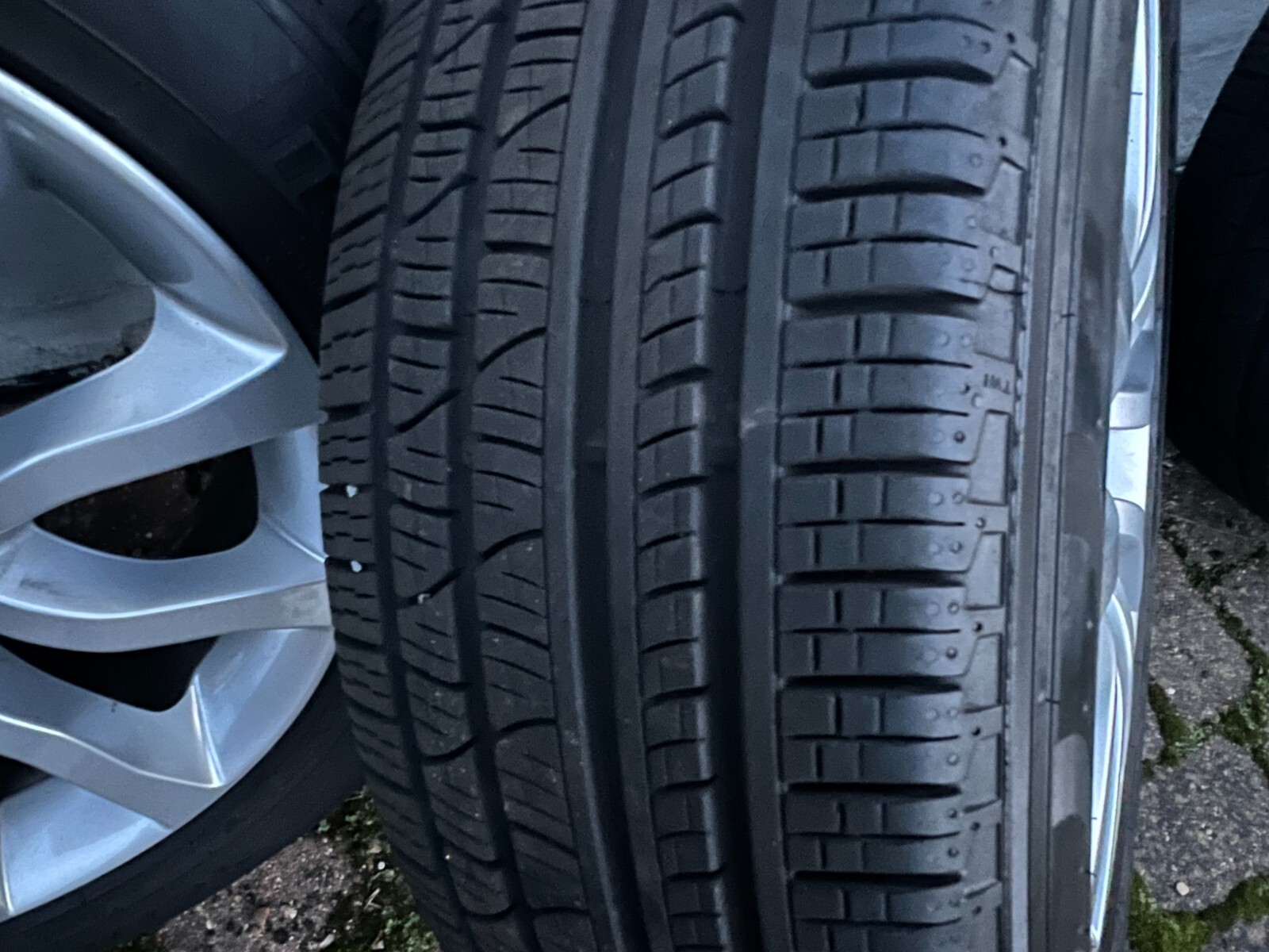 LAND ROVER RANGE ROVER WHEELS AND TYRES L405 L494 L322 DISCOVERY