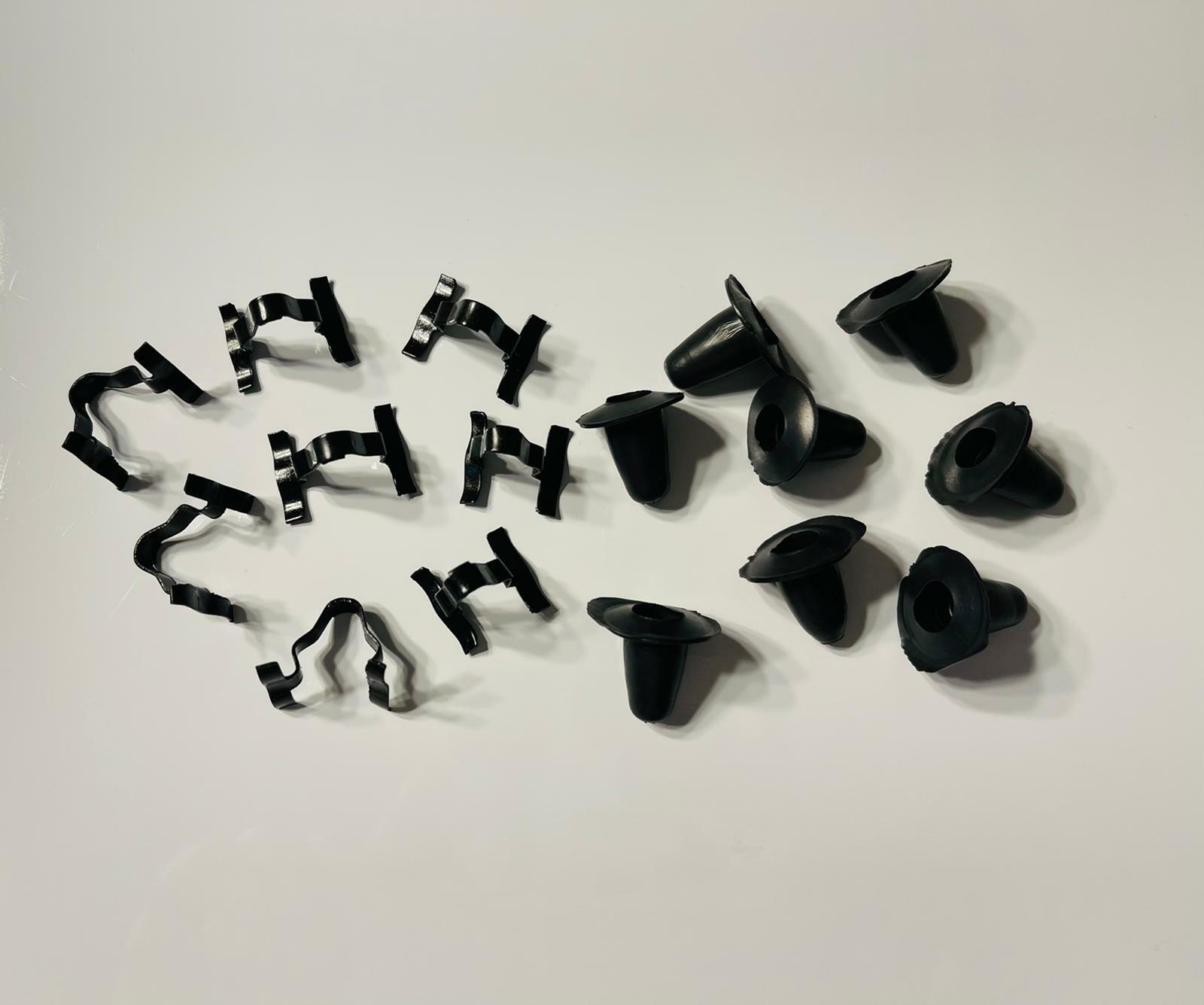 Body Molding Moulding Clip & Seal Kit 40 pcs VW Bug Beetle VW BUG 5066