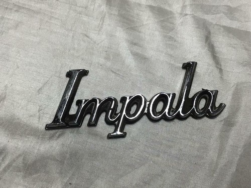 Vintage Chevrolet Impala Emblem script Letters Logo from front side panel - 第 1/1 張圖片