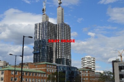 PHOTO  LONDON CROYDON SKYSCRAPERS GOING UP