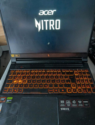 Acer Nitro V16 Notebook, Ryzen 5, Radeon 760M, 16GB RAM, 954GB SSD, 15,6''
