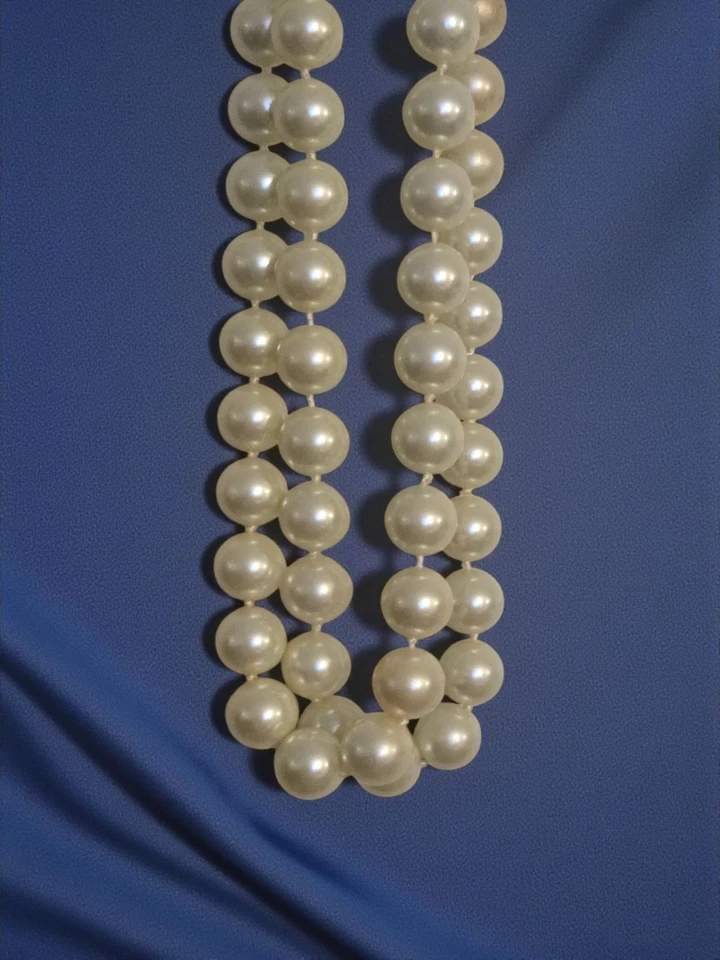 Hilo largo de perlas de imitación Macy's Foto 4 de 4