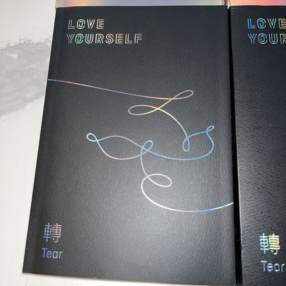 Love Yourself Answer F & Tear 0 by BTS Also 13 Post Cards K-Pop Korea Foto 2 de 4