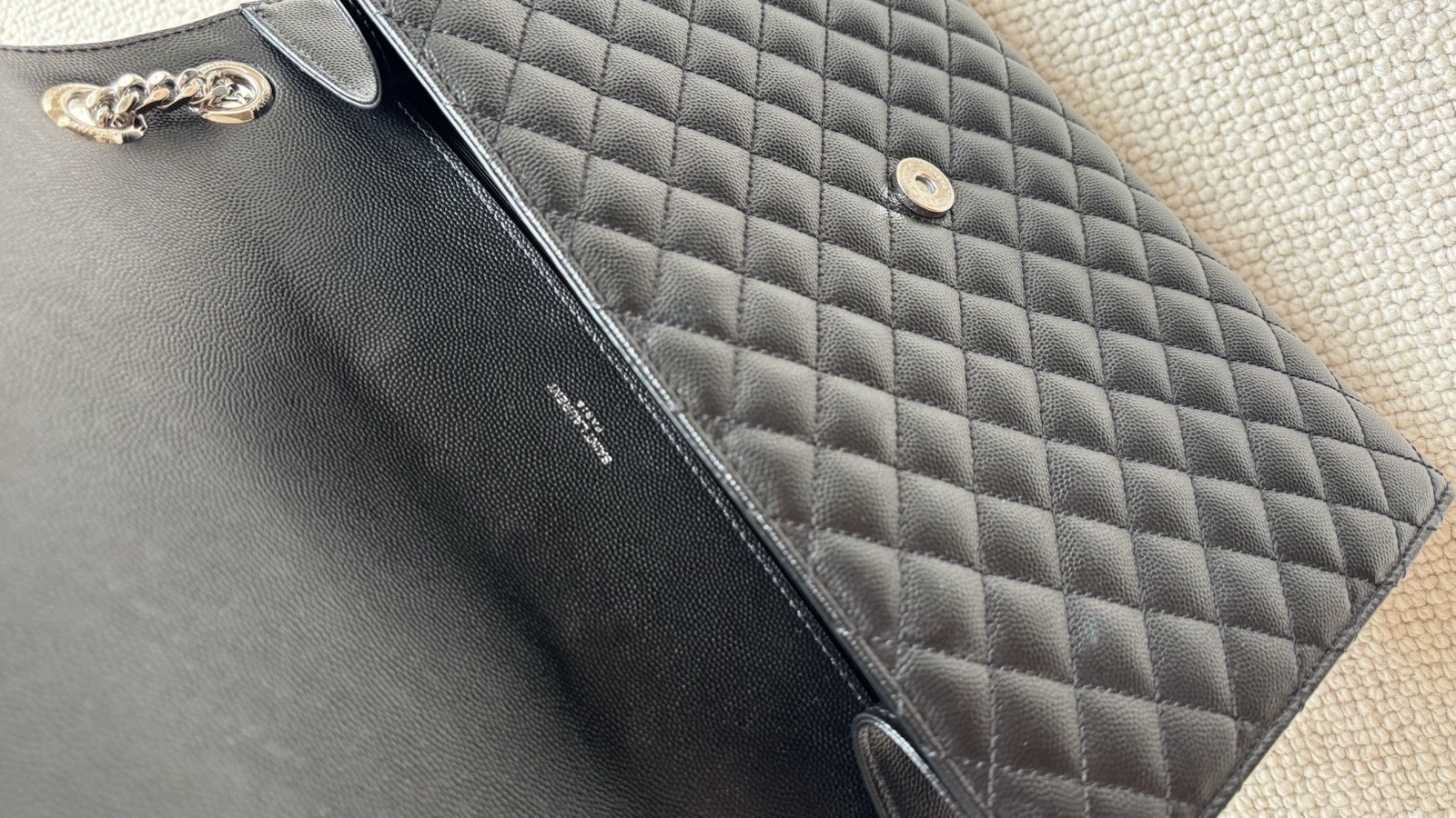 Borsa a tracolla Saint Laurent College Silver Hardware media pelle nera