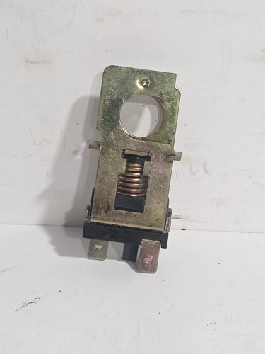 87-93 Ford Mustang Brake Pedal Pressure Switch Taillight Sensor OEM Free Shippin