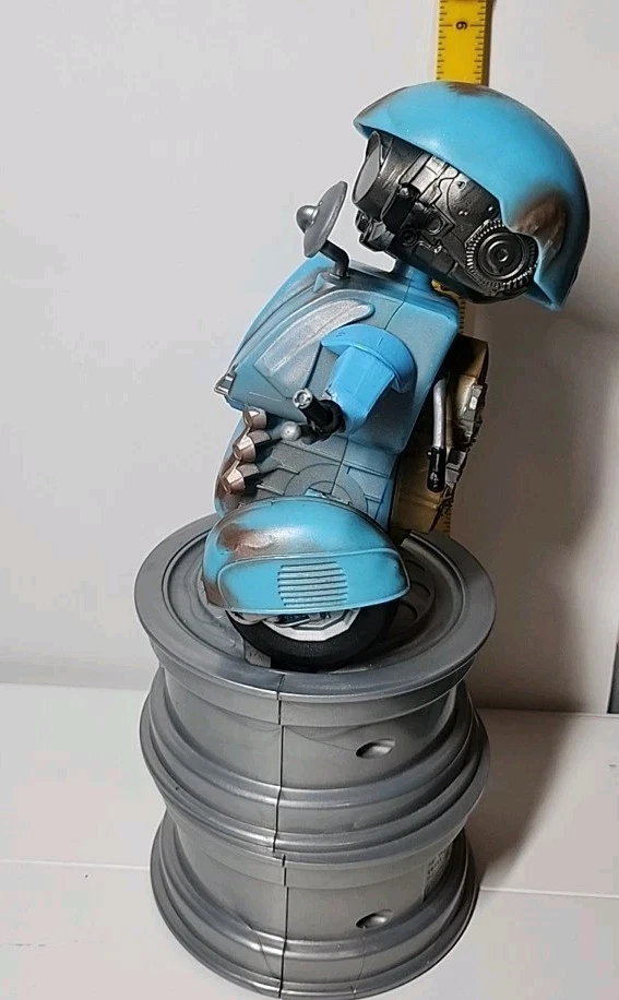 Transformers Dancing Vespa Autobot Moves and Talks, Battery Powered 2016, Tested - Image 2 of 4