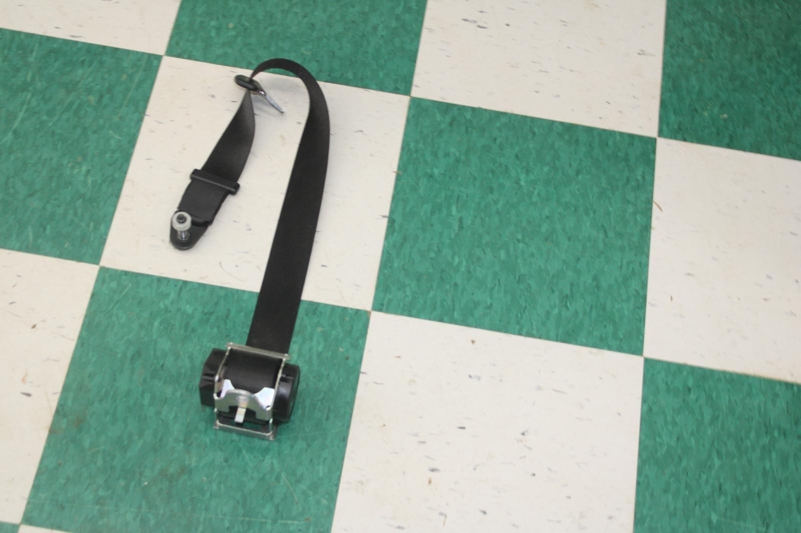 14-20 MASERATI GHIBLI RH RR Passenger Right Side Rear Seat Belt Retractor OEM OE