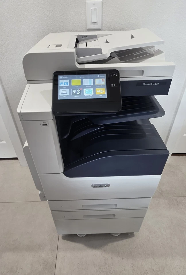 Xerox VersaLink C7030 Color A3 MFP Printer Scan Copier Duplex 30PPM 13K Copies - Image 3 of 4