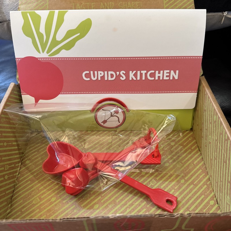 Raddish Kids “Cupid’s Kitchen” Cooking Kit -NIB - Never Used - Rare