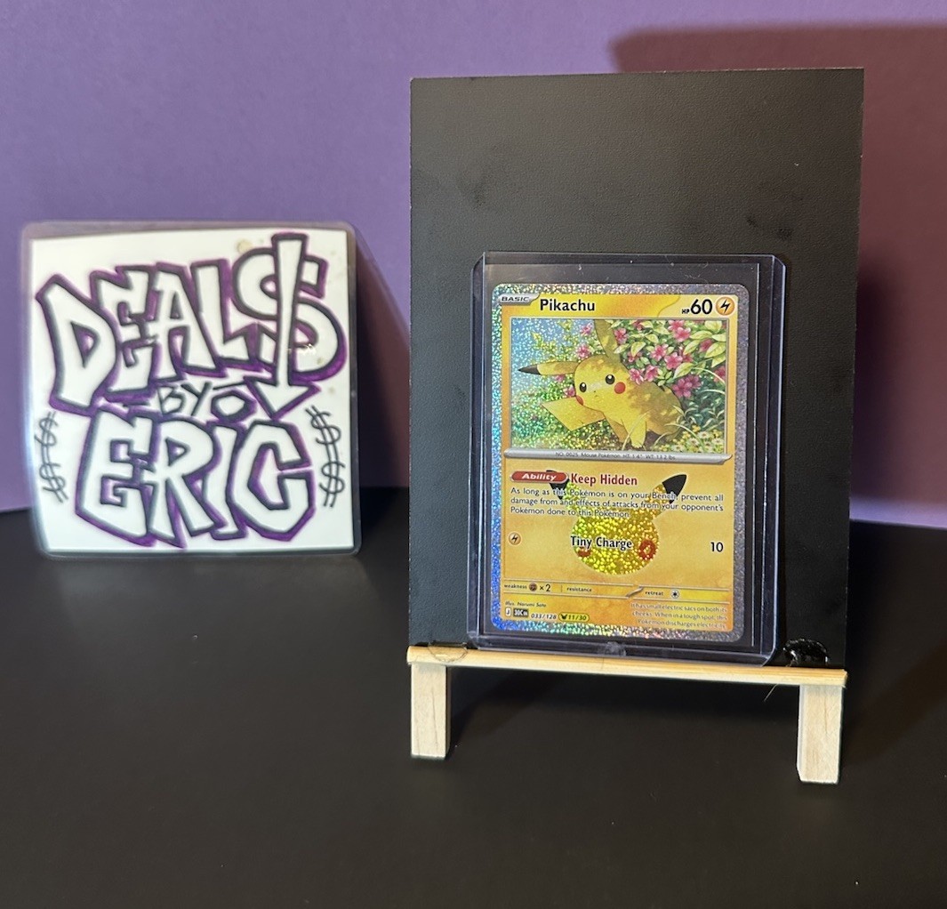 Pikachu 033/128 Celebrations 30th Edition Pokemon TCG