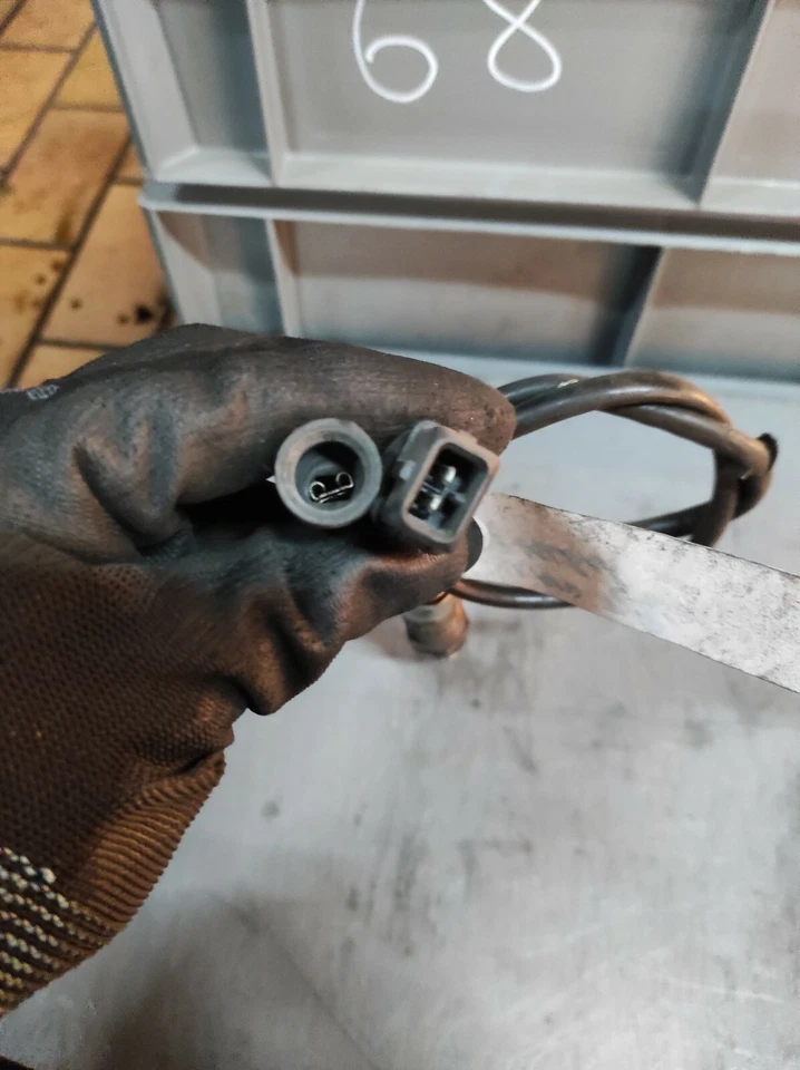 Sonda lambda originale Ferrari Mondial Testarossa 3.4T BOSCH 0258003009  - Immagine 2 di 4