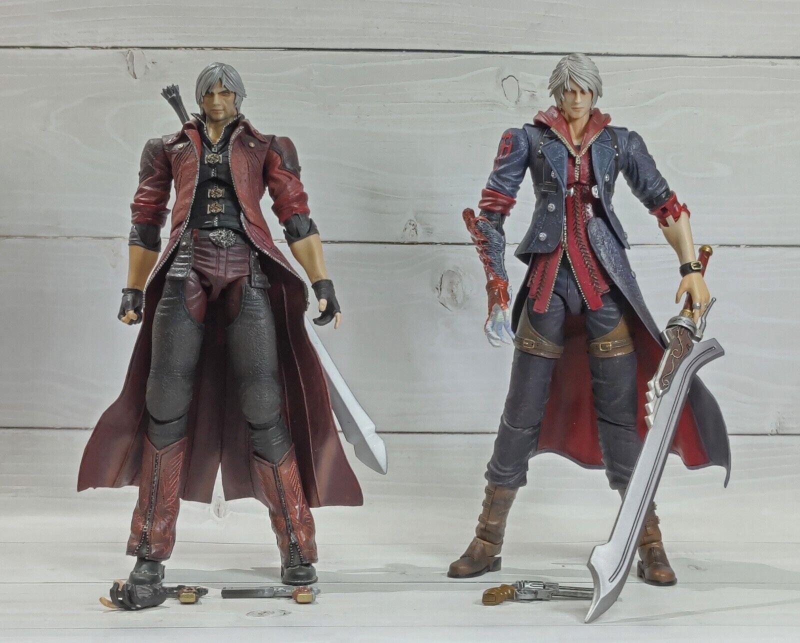 Devil May Cry 4 Nero Play Arts Kai Action Figure