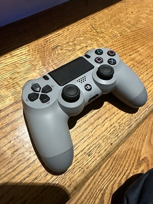 Sony Playstation DualShock 4 Gamepad - Gray (3001074)