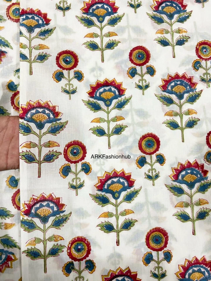 Tissu artisanal indien incroyable imprimé bloc de main 100 coton par la cour - Photo 1/1