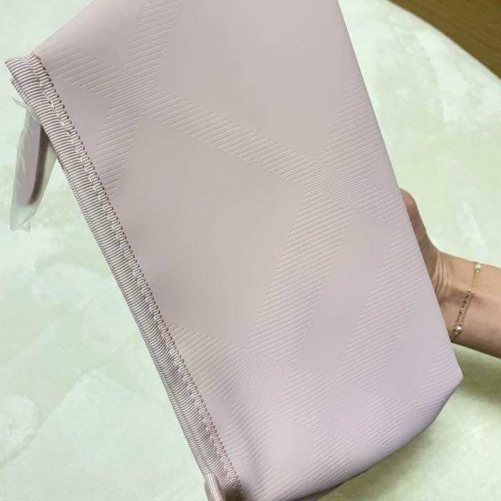 【関税&送料込】Burberry Reversible Pouch In Pink Nylon With Burberry novelty pouch pink new unused Japan F/S | eBay