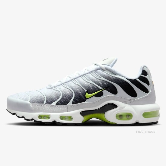 womens air max volt