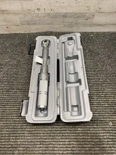 PROTO J6062CXCERT Mcrmtr Trq Wrnch,40 to 200 "-lb.,1/4" 4YA63