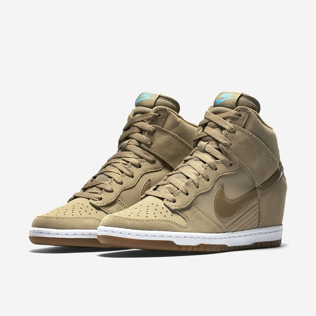 women's nike dunk sky high essential casual shoes