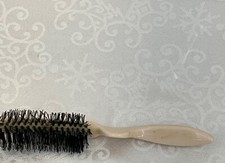 Beaut-Tease Vintage Beige Plastic Handle Round Bristle Brush