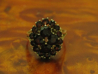 8kt 333 Gelbgold Ring mit 2,72ct Granat Besatz / 4,1g / RG 55 - Bild 1 von 4