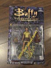 Buffy TVS Action Figure Cordelia Signed Charisma Carpenter Moore Collectible