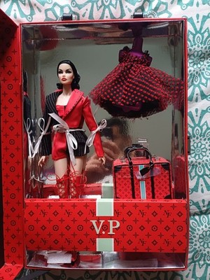 Nu Face A Fashionable Legacy Violaine Perrin Puppe - Integrity Toys