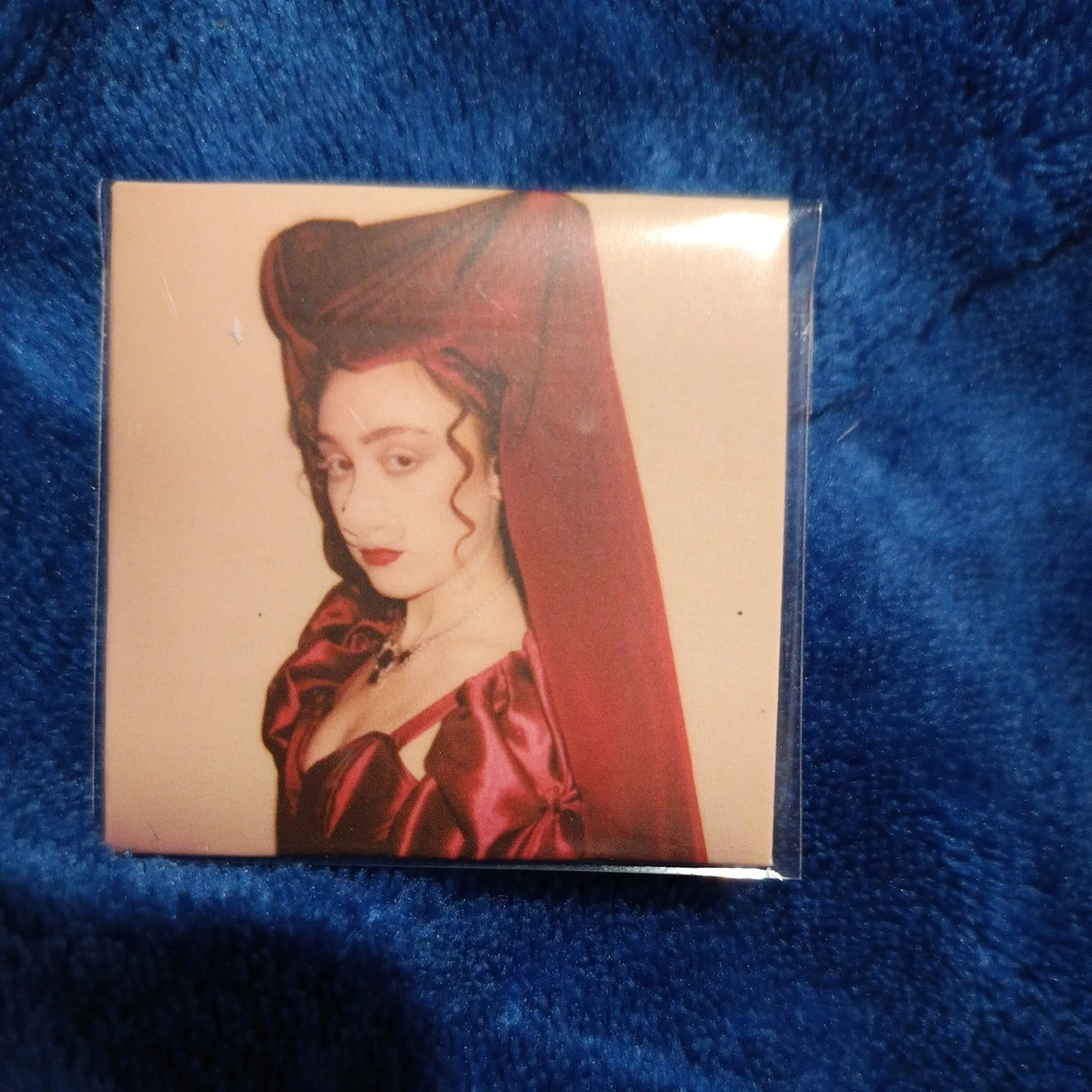 Zuru Mini Brand Vinyl Chappell Roan - The Rise and Fall of a Midwest Princess 🍒