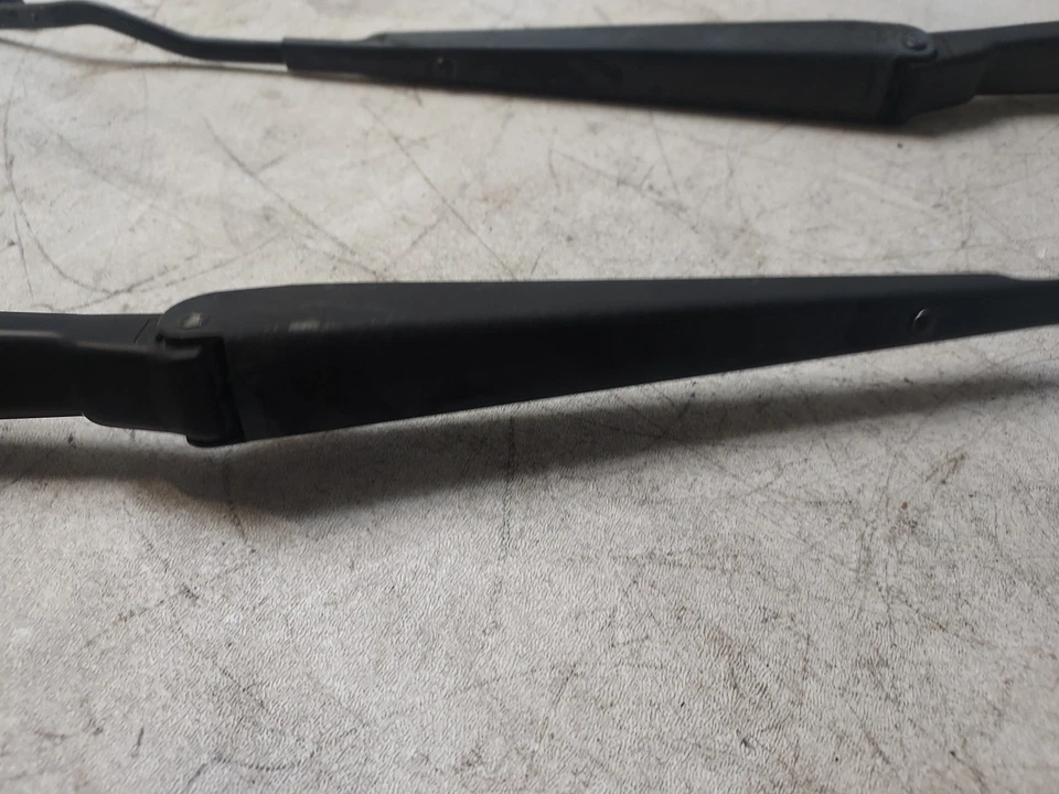 Chevrolet S10 Blazer GMC Jimmy 1995-2004 juego de brazos limpiaparabrisas diestro y derecho OEM Foto 2 de 4