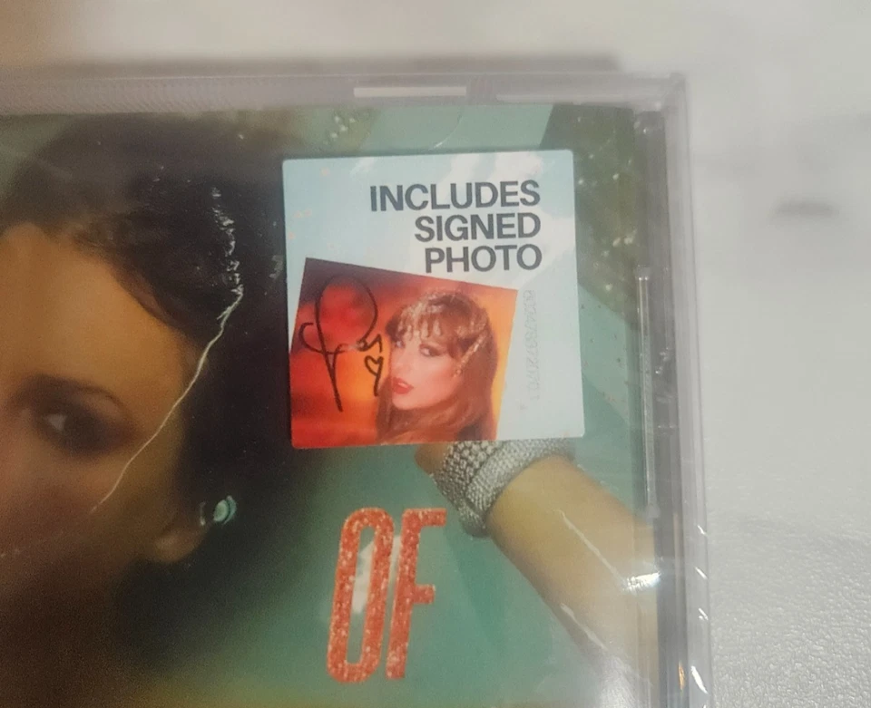 Taylor Swift - The Life of a Showgirl CD + Hand Signed Photo SET OF 4 IN HAND - Image 3 of 4