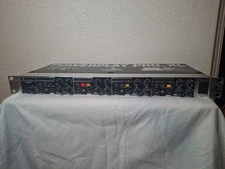 Behringer Powerplay Pro-XL HA4700 4-Channel Headphone Amplifier 